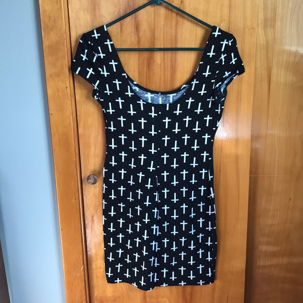 Dress - Picture 2 of 3